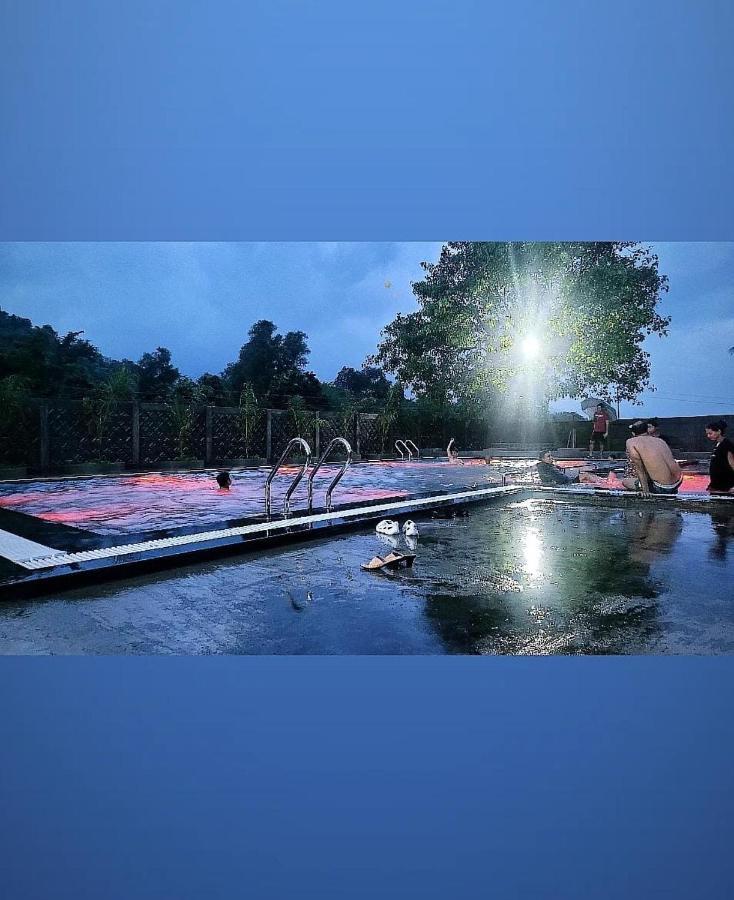 Silent Valley Resort Thane Eksteriør bilde
